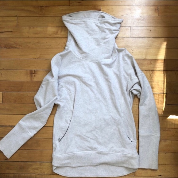 lululemon athletica Tops - Lululemon Pullover